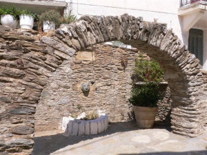 Kea, poortje in Chora