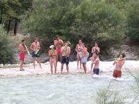 Een orkest in de Acheron rivier!