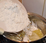 Bechamelsaus maken