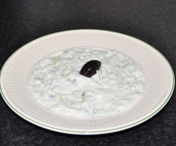 Tsatsiki Zaziki — Rezepte Suchen