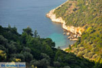 Strand nabij Alonissos stad | Sporaden Griekenland - Foto van De Griekse Gids