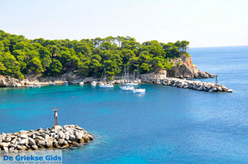 Votsi | Alonissos Sporaden Griekenland foto 13 - Foto van https://www.grieksegids.nl/fotos/alonissos/normaal/alonissos-grieksegids-322.jpg