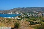 Links Katapola Amorgos - Rechts Rachidi - Aan de overkant Xylokeratidi - Foto van De Griekse Gids