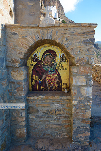 Chozoviotissa Amorgos - Eiland Amorgos - Cycladen foto 69 - Foto van https://www.grieksegids.nl/fotos/amorgos/350/eiland-amorgos-069.jpg