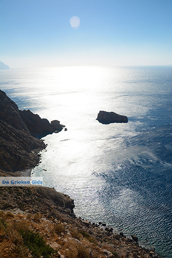 Chozoviotissa Amorgos - Eiland Amorgos - Cycladen foto 74 - Foto van https://www.grieksegids.nl/fotos/amorgos/350/eiland-amorgos-074.jpg