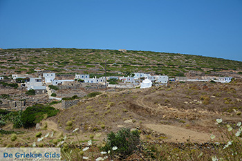 Vroutsi Amorgos - Eiland Amorgos - Cycladen foto 150 - Foto van https://www.grieksegids.nl/fotos/amorgos/350/eiland-amorgos-150.jpg