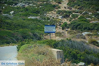 Arkesini Amorgos - Eiland Amorgos - Cycladen foto 156 - Foto van https://www.grieksegids.nl/fotos/amorgos/350/eiland-amorgos-156.jpg