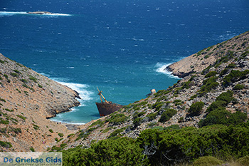 Kalotaritissa Amorgos - Eiland Amorgos - Cycladen foto 167 - Foto van https://www.grieksegids.nl/fotos/amorgos/350/eiland-amorgos-167.jpg