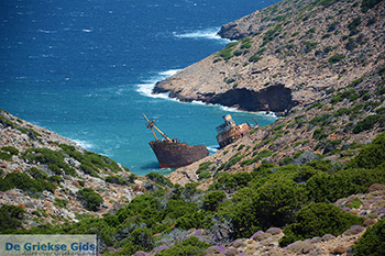 Kalotaritissa Amorgos - Eiland Amorgos - Cycladen foto 172 - Foto van https://www.grieksegids.nl/fotos/amorgos/350/eiland-amorgos-172.jpg