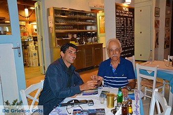 Antonis Bekris Katapola Amorgos - Eiland Amorgos - Cycladen foto 388 - Foto van https://www.grieksegids.nl/fotos/amorgos/350/eiland-amorgos-388.jpg