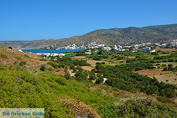 Katapola Amorgos - Eiland Amorgos - Cycladen foto 428 - Foto van https://www.grieksegids.nl/fotos/amorgos/350/eiland-amorgos-428.jpg