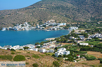 Katapola Amorgos - Eiland Amorgos - Cycladen foto 431 - Foto van https://www.grieksegids.nl/fotos/amorgos/350/eiland-amorgos-431.jpg