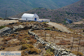 Minoa Katapola Amorgos - Eiland Amorgos - Cycladen foto 453 - Foto van https://www.grieksegids.nl/fotos/amorgos/350/eiland-amorgos-453.jpg