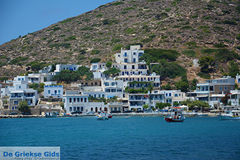 Katapola Amorgos - Eiland Amorgos - Cycladen foto 512 - Foto van https://www.grieksegids.nl/fotos/amorgos/350/eiland-amorgos-512.jpg