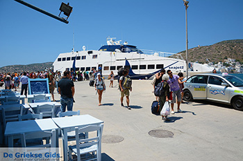 Katapola Amorgos - Eiland Amorgos - Cycladen foto 530 - Foto van https://www.grieksegids.nl/fotos/amorgos/350/eiland-amorgos-530.jpg