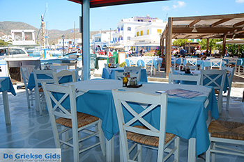 Katapola Amorgos - Eiland Amorgos - Cycladen foto 540 - Foto van https://www.grieksegids.nl/fotos/amorgos/350/eiland-amorgos-540.jpg