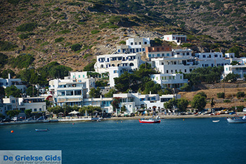 Katapola Amorgos - Eiland Amorgos - Cycladen foto 568 - Foto van https://www.grieksegids.nl/fotos/amorgos/350/eiland-amorgos-568.jpg