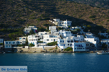 Katapola Amorgos - Eiland Amorgos - Cycladen foto 589 - Foto van https://www.grieksegids.nl/fotos/amorgos/350/eiland-amorgos-589.jpg