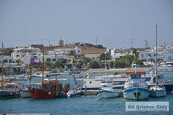 Chora op Antiparos 6 - Foto van https://www.grieksegids.nl/fotos/antiparos/350pix/chora-antiparos-014.jpg