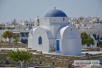Chora op Antiparos 9 - Foto van https://www.grieksegids.nl/fotos/antiparos/350pix/chora-antiparos-017.jpg