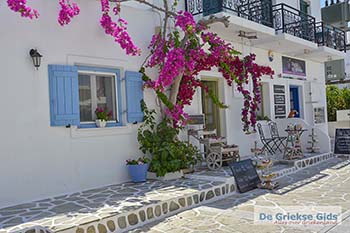 Chora op Antiparos 11 - Foto van https://www.grieksegids.nl/fotos/antiparos/350pix/chora-antiparos-019.jpg