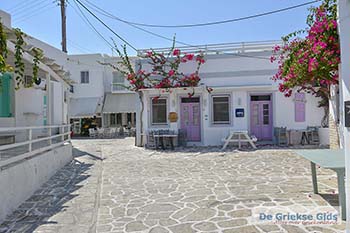 Chora op Antiparos 20 - Foto van https://www.grieksegids.nl/fotos/antiparos/350pix/chora-antiparos-028.jpg