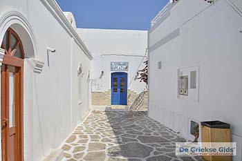 Chora op Antiparos 34 - Foto van https://www.grieksegids.nl/fotos/antiparos/350pix/chora-antiparos-042.jpg