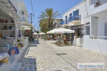 Chora op Antiparos 44 - Foto van https://www.grieksegids.nl/fotos/antiparos/350pix/chora-antiparos-052.jpg