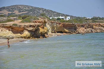 Soros beach op Antiparos 4 - Foto van https://www.grieksegids.nl/fotos/antiparos/350pix/soros-beach-antiparos-004.jpg