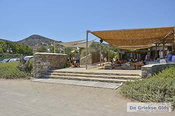 Soros beach op Antiparos 11 - Foto van https://www.grieksegids.nl/fotos/antiparos/350pix/soros-beach-antiparos-011.jpg