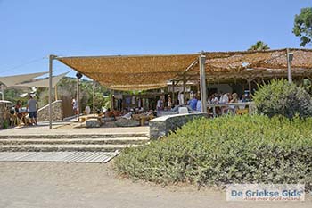 Soros beach op Antiparos 12 - Foto van https://www.grieksegids.nl/fotos/antiparos/350pix/soros-beach-antiparos-012.jpg