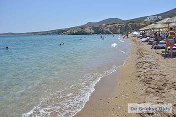 Soros beach op Antiparos 17 - Foto van https://www.grieksegids.nl/fotos/antiparos/350pix/soros-beach-antiparos-017.jpg