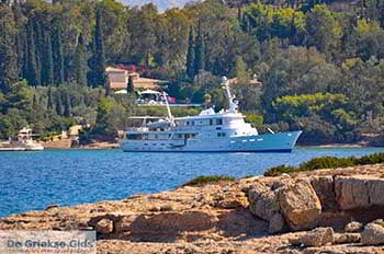 Route Messolongi - Porto  Cheli - Argolis - Argolida -  Foto 1 - Foto van https://www.grieksegids.nl/fotos/argolis/350pix/porto-cheli-001.jpg