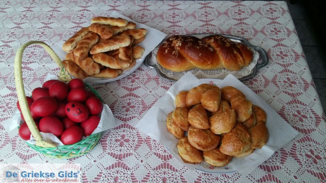 Tsoureki Grikes paasbrood