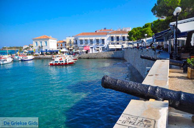 Dapia, aan de haven van Spetses