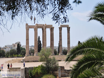 Zuilen Olympische Zeus Athene foto 2 - Foto van https://www.grieksegids.nl/fotos/athene/athene350/stad-athene-020.jpg