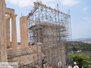 De Tempel van Nike op de akropolis van Athene foto 1 - Foto van https://www.grieksegids.nl/fotos/athene/athene350/stad-athene-040.jpg