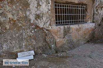 Kimonia Mnimata in Filopapou Athene foto 3 - Foto van https://www.grieksegids.nl/fotos/athene/filopapou/normaal/filopapou-athene-013.jpg