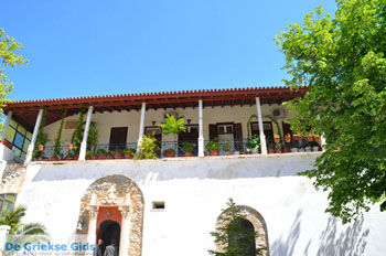 Heilig Klooster Penteli bij Athene | Atheense Riviera | Attica foto 2 - Foto van https://www.grieksegids.nl/fotos/athene/normaal/athene-attica-atheenseriviera-007.jpg