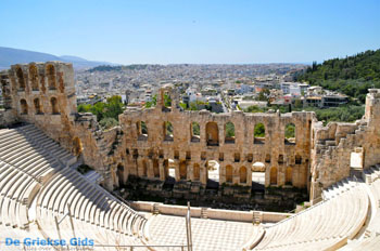 Herodes Atticus Theater naast de Akropolis | Athene | De Griekse Gids foto 1 - Foto van https://www.grieksegids.nl/fotos/athene/normaal/athene-attica-atheenseriviera-178.jpg