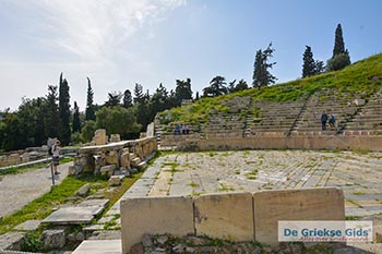 Dionysos Theater Athene 003 - Foto van https://www.grieksegids.nl/fotos/athene/overig/normaal/dionysos-theater-athene-003.jpg