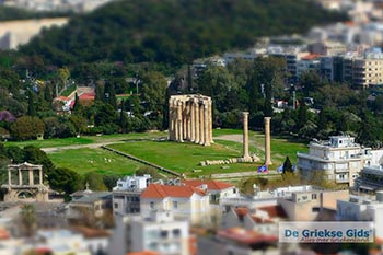 Olympeion Zeus Athene - Foto van https://www.grieksegids.nl/fotos/athene/overig/normaal/olympeion-zeus-athene.jpg