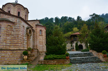 Klooster Agios Dionysios bij Litochoro | Pieria Macedonie | Griekenland 7 - Foto van https://www.grieksegids.nl/fotos/centraal-macedonie/pieria/normaal/pieria-macedonie-griekenland-111.jpg