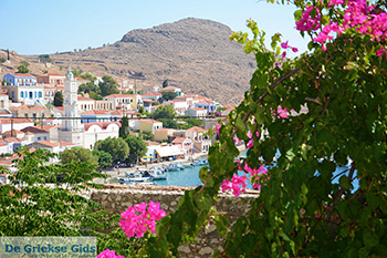 Nimborio Chalki - Eiland Chalki Dodecanese - Foto 113 - Foto van https://www.grieksegids.nl/fotos/chalki/350/eiland-chalki-113.jpg