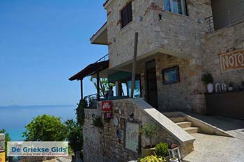 Afytos - Chalkidiki - Athytos 12 - Foto van https://www.grieksegids.nl/fotos/chalkidiki/normaal/afytos-chalkidiki-athytos-012.jpg