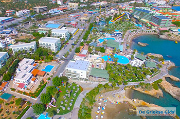 Starbeach Chersonissos - Hersonissos photo 3 - Foto van https://www.grieksegids.nl/fotos/chersonissos/350pixels/chersonissos-kreta-003.jpg