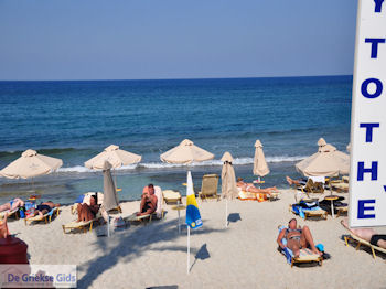 Stranden Chersonissos - Beaches Hersonissos Photo 10 - Foto van https://www.grieksegids.nl/fotos/chersonissos/350pixels/chersonissos-kreta-031.jpg