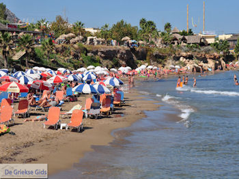 Strand Starbeach Chersonissos - Beach near Starbeach Photo 5 - Foto van https://www.grieksegids.nl/fotos/chersonissos/350pixels/chersonissos-kreta-085.jpg
