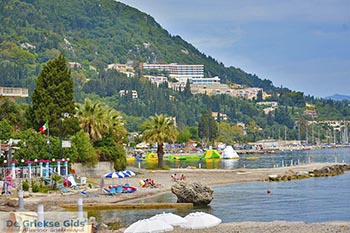 Benitses Corfu 0030 - Foto van https://www.grieksegids.nl/fotos/corfu/2019/normaal/benitses-corfu-2019-002.jpg