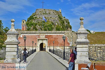 Corfu stad Corfu 0042 - Foto van https://www.grieksegids.nl/fotos/corfu/2019/normaal/corfu-stad-corfu-2019-005.jpg